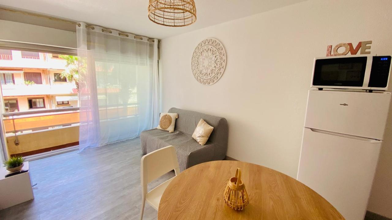BEN AQUI Super appartement à 100m de la mer Canet-en-Roussillon Esterno foto