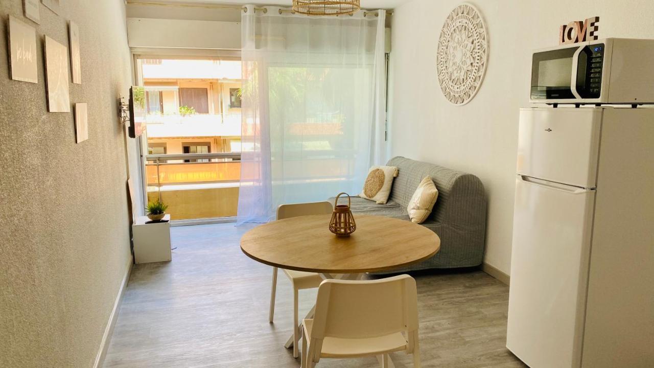BEN AQUI Super appartement à 100m de la mer Canet-en-Roussillon Esterno foto